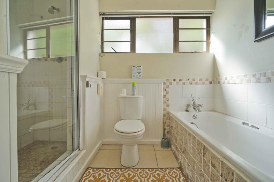 8 Bedroom Property for Sale in Vincent Eastern Cape